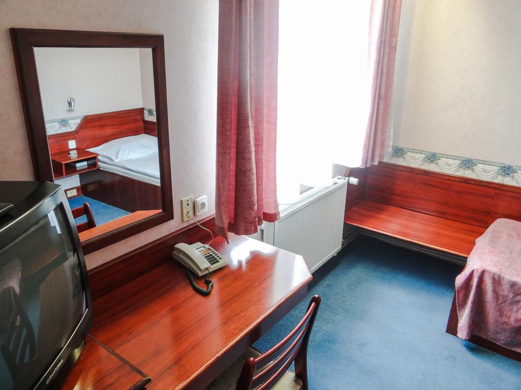 Classic Hotel Будапеща Екстериор снимка