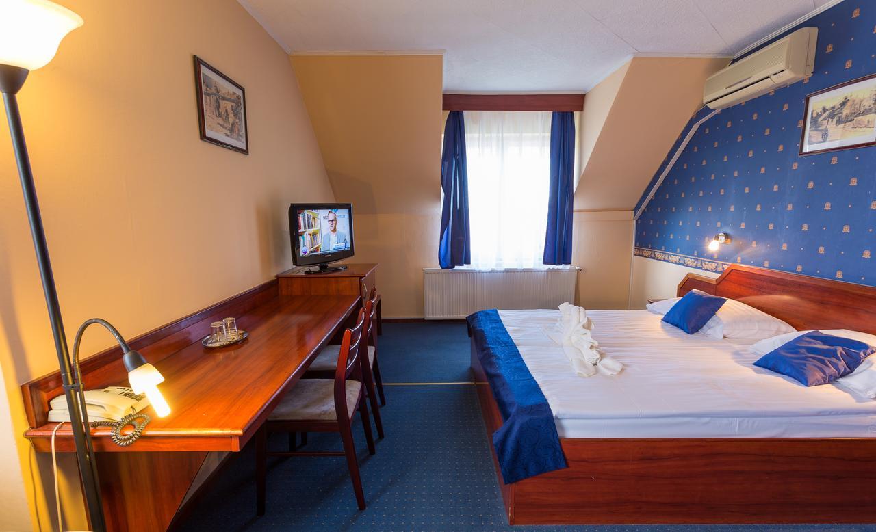 Classic Hotel Будапеща Екстериор снимка