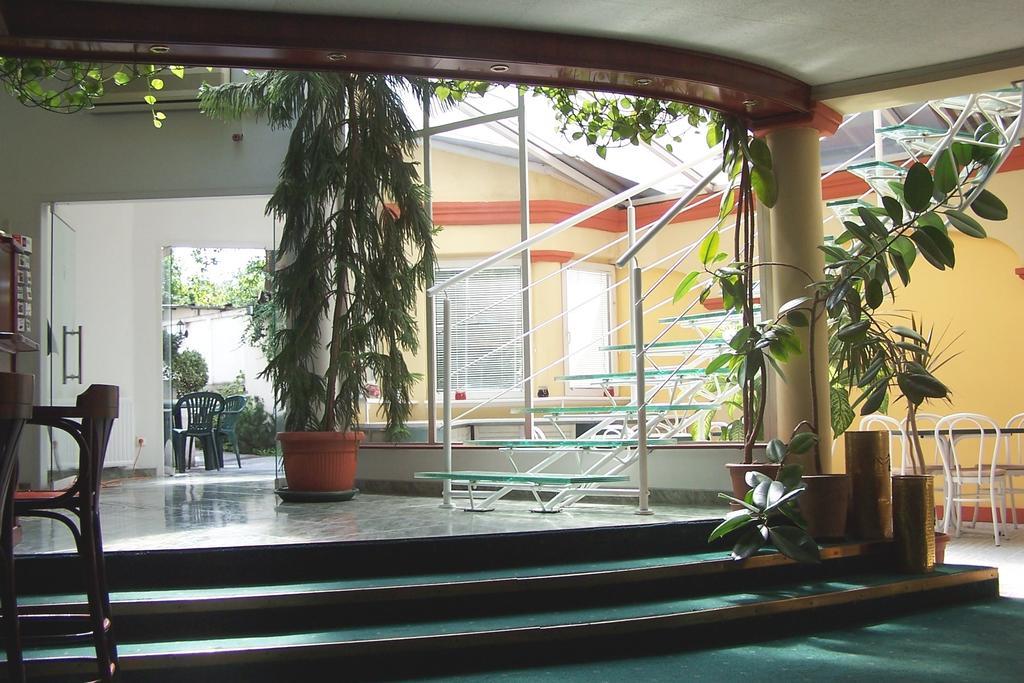 Classic Hotel Будапеща Екстериор снимка